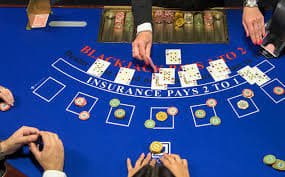 Live chat and player activity on qqmilan login Jewels table
